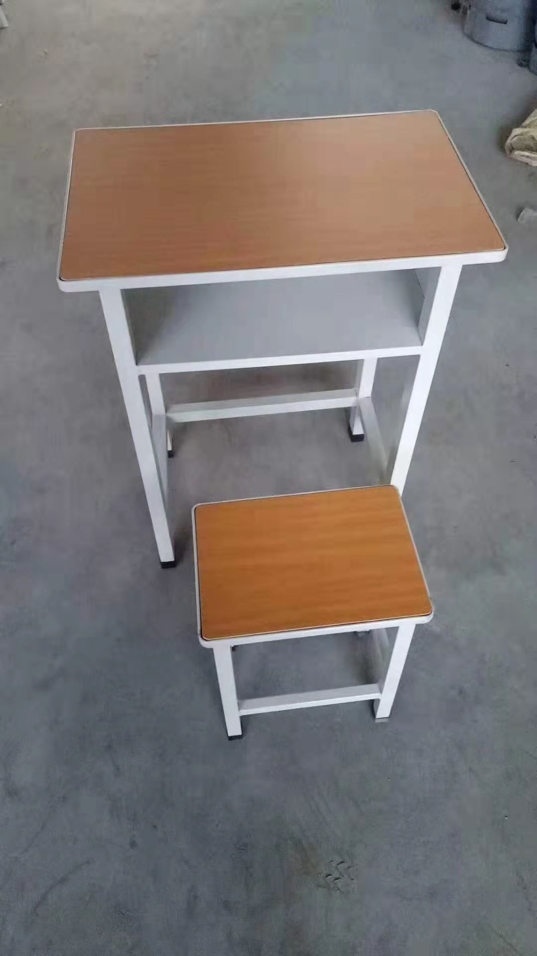 河北課桌凳廠家